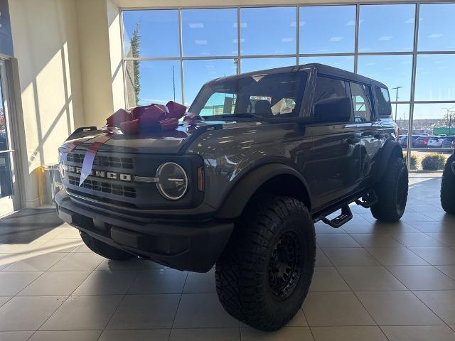 2025 Ford Bronco 4-Door Base's photo