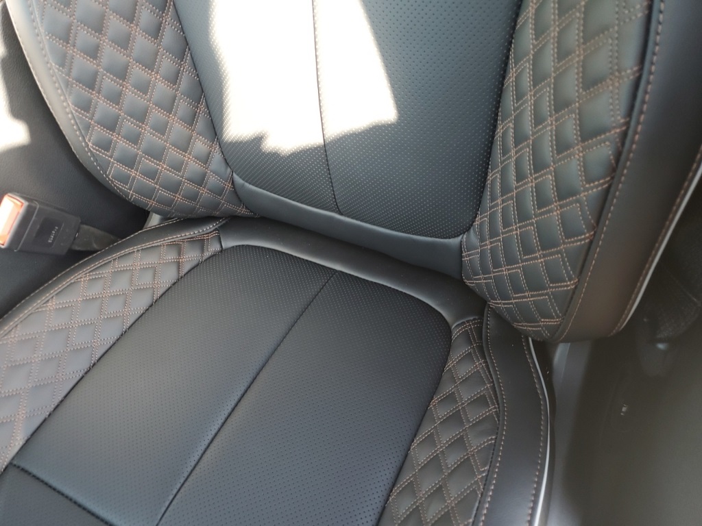 2025 Jeep Grand Cherokee Summit photo 11