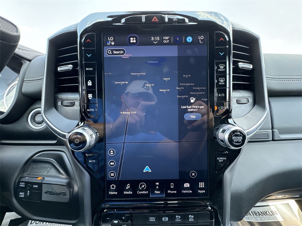 2024 Ram 2500 Laramie photo 18
