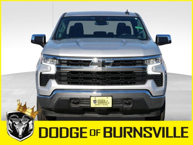 Used 2022 Chevrolet Silverado 1500 LT with VIN 3GCPDDEK4NG571658 for sale in Burnsville, Minnesota