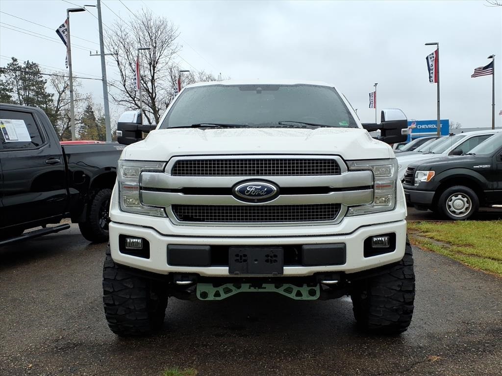 2018 Ford F-150 Platinum photo 2