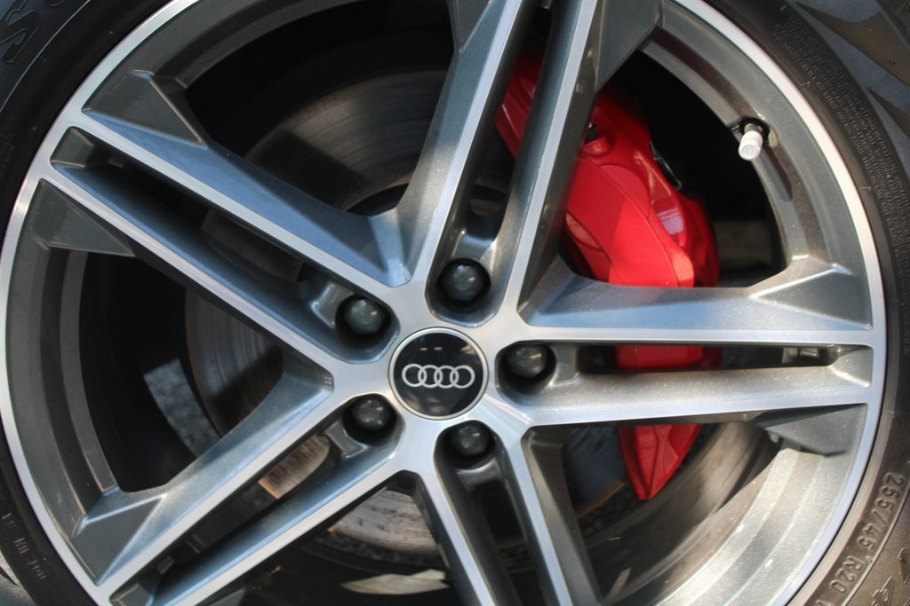 2024 Audi Q5 S line Prestige 55 TFSI Premium photo 16