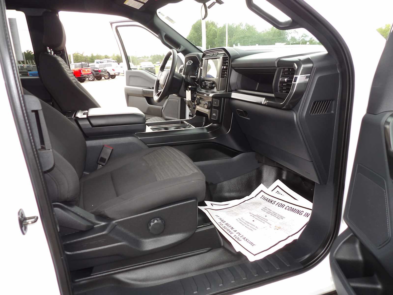 2022 Ford F-150 XL photo 13