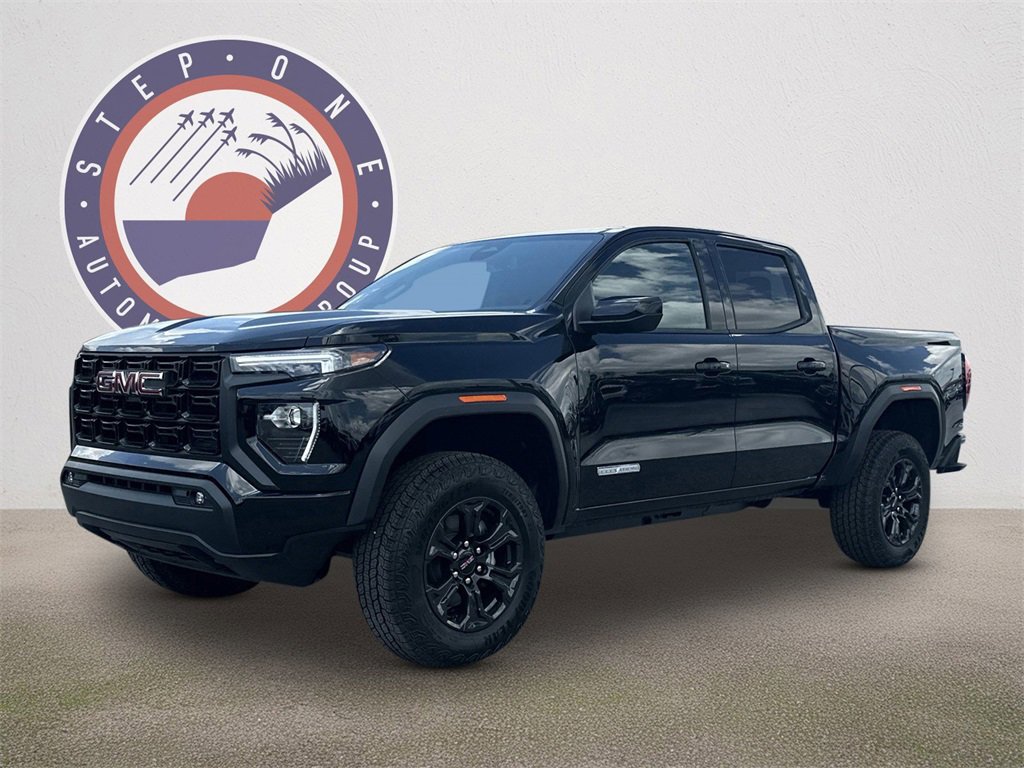 2025 GMC Canyon Elevation's photo