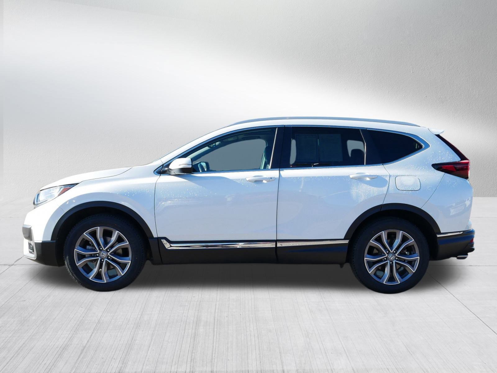 2020 Honda CR-V Touring photo 3