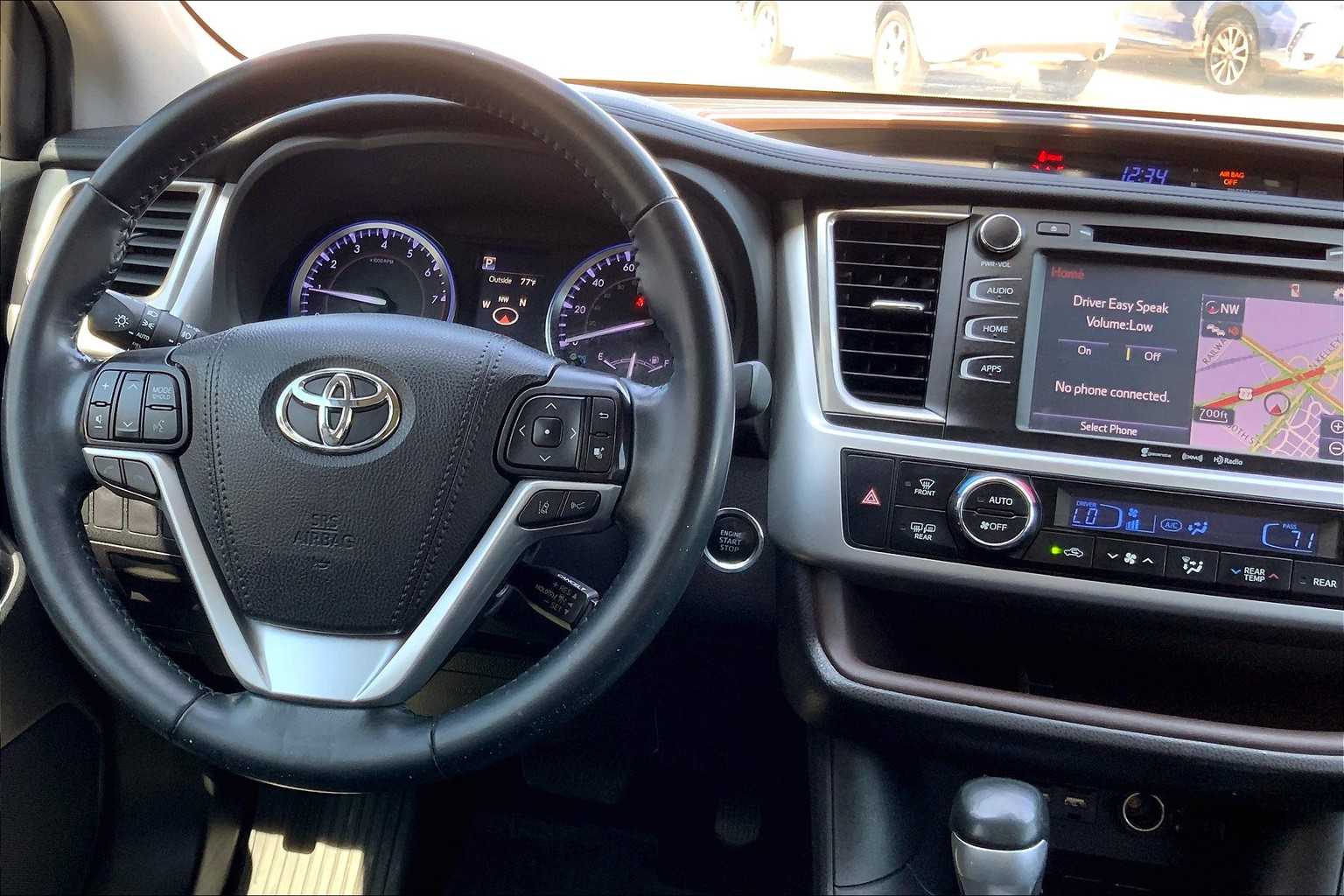 2019 Toyota Highlander XLE photo 5