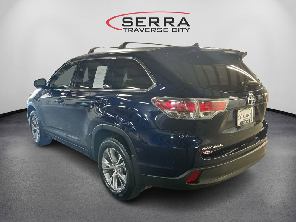 2015 Toyota Highlander XLE Sport photo 6