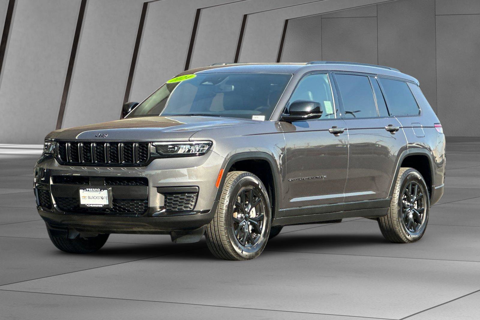 2024 Jeep Grand Cherokee Altitude photo 7