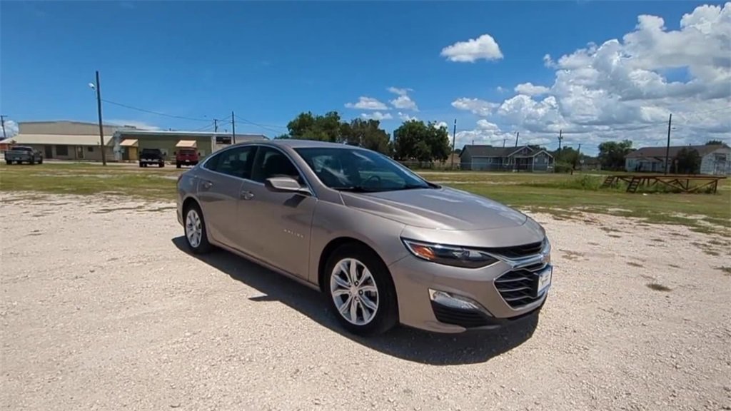 Used 2023 Chevrolet Malibu 1LT with VIN 1G1ZD5ST8PF176651 for sale in Mathis, TX