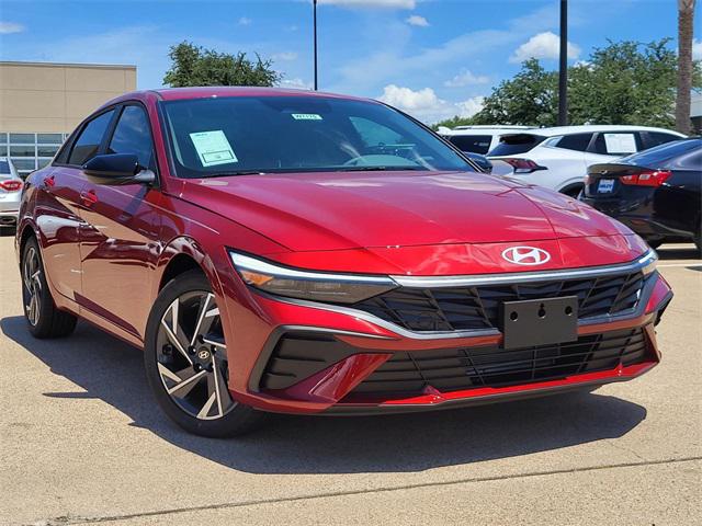 2025 Hyundai Elantra SEL