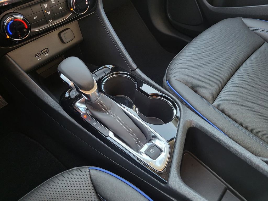 2026 Buick Encore GX Sport Touring photo 10