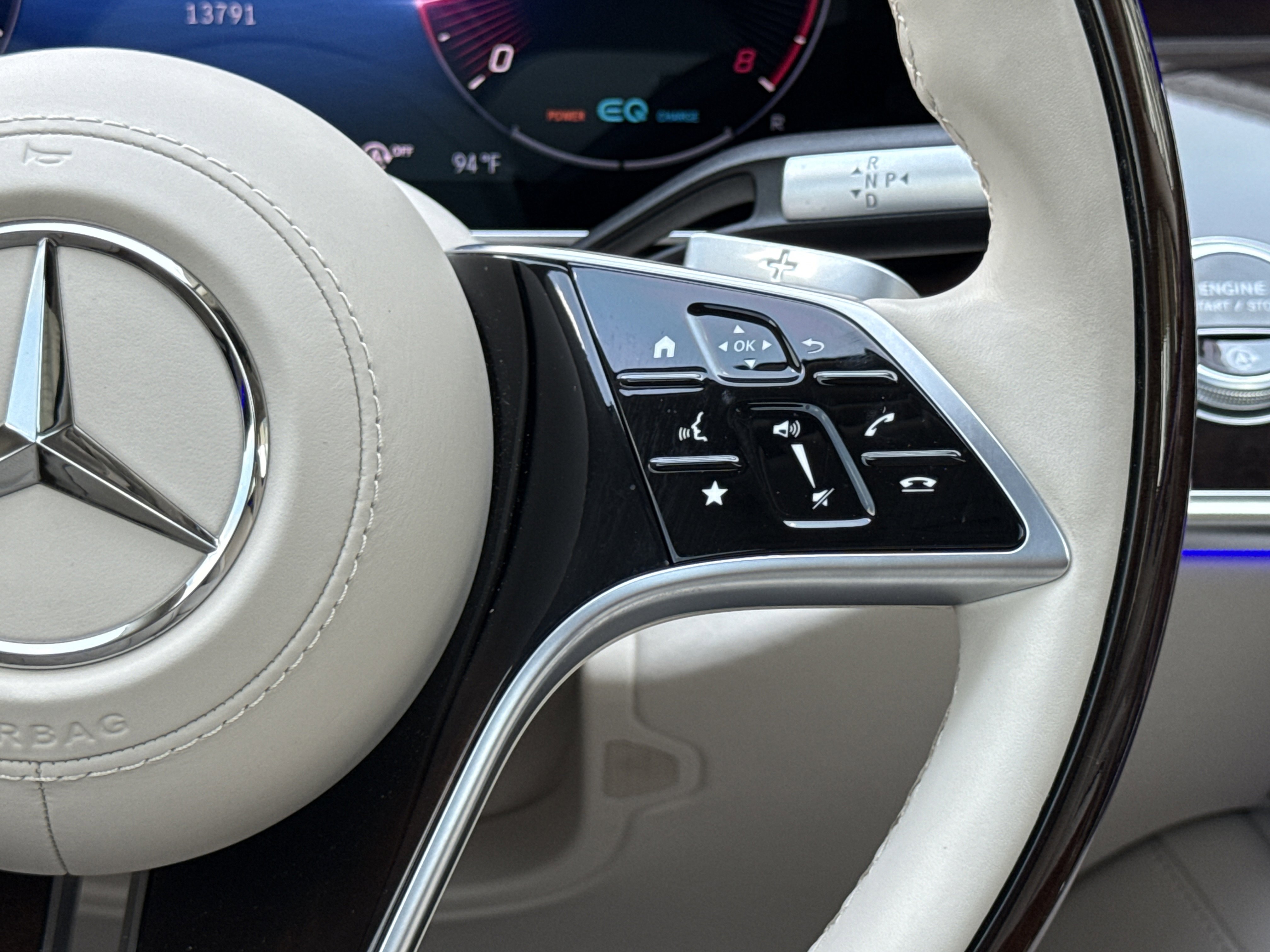 2022 Mercedes Benz S Maybach 580 photo 9