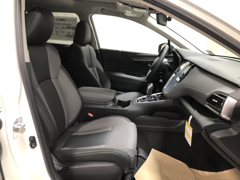 2025 Subaru Outback Onyx Edition photo 10