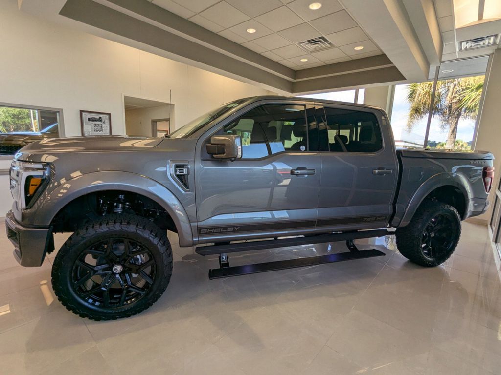 2025 Ford F-150 Lariat photo 6