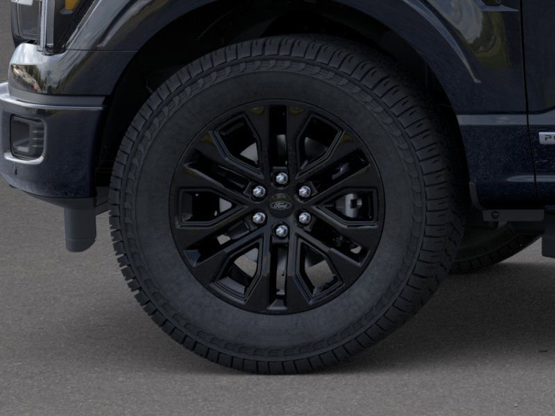 2025 Ford F-150 Lariat photo 18