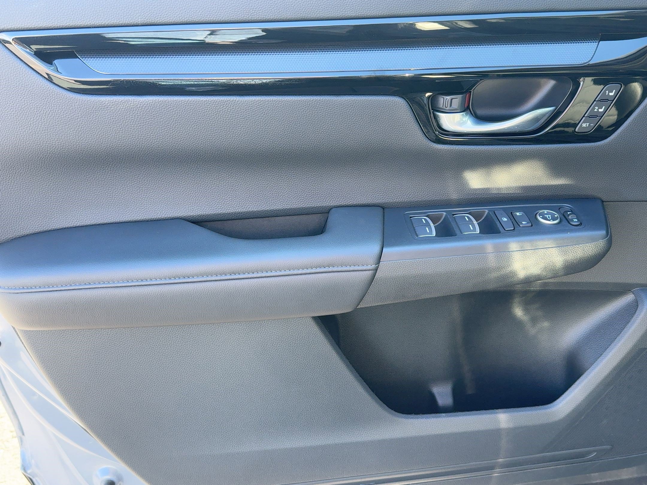 2025 Honda CR-V EX-L photo 11