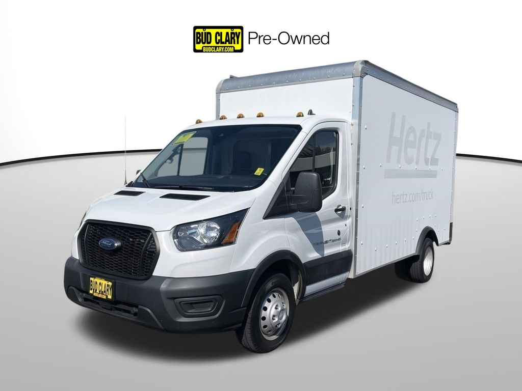 2022 Ford Transit Cutaway Base's photo