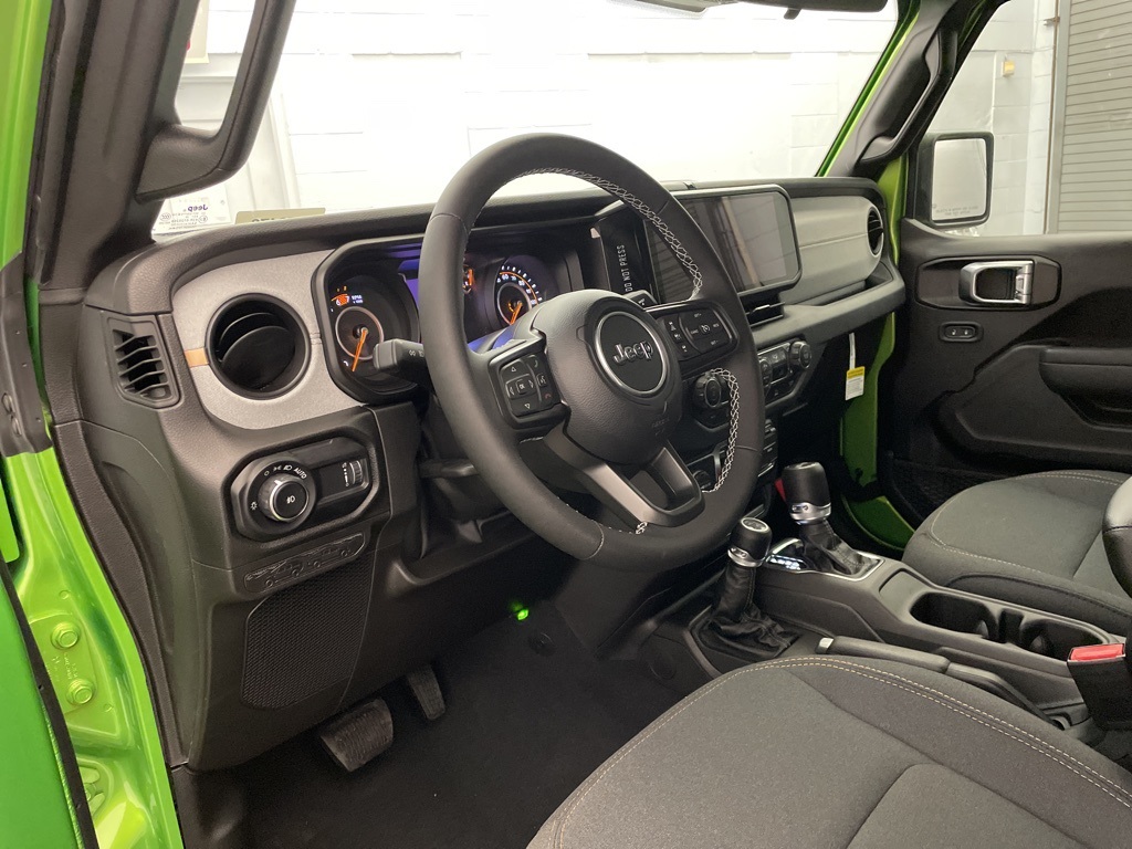 2025 Jeep Wrangler S photo 8