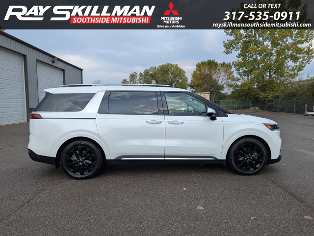 2024 Kia Carnival SX photo 3