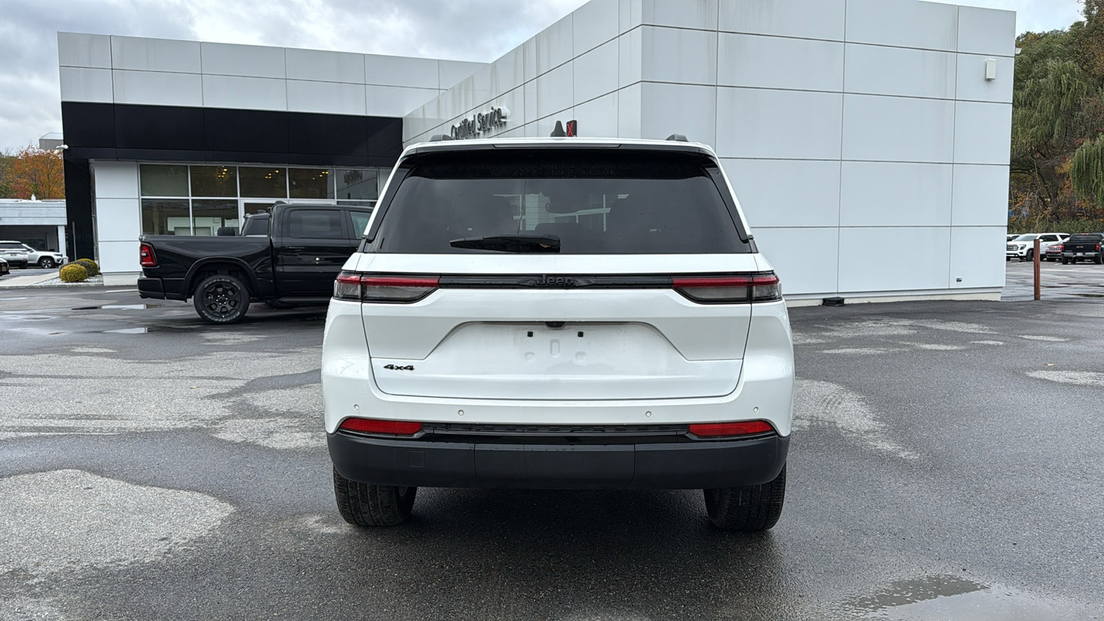 2024 Jeep Grand Cherokee Altitude X photo 3