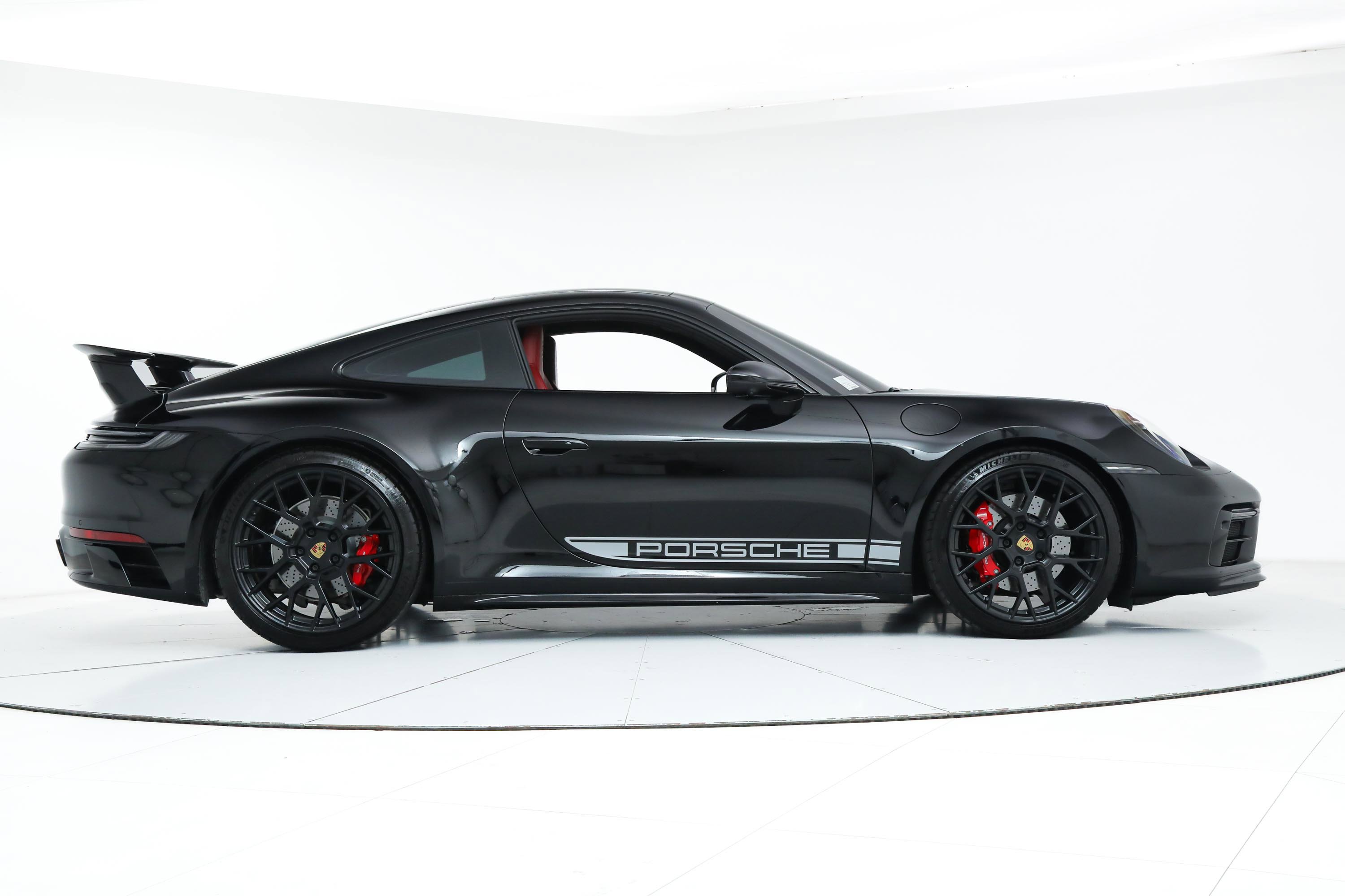 2024 Porsche 911 S photo 7