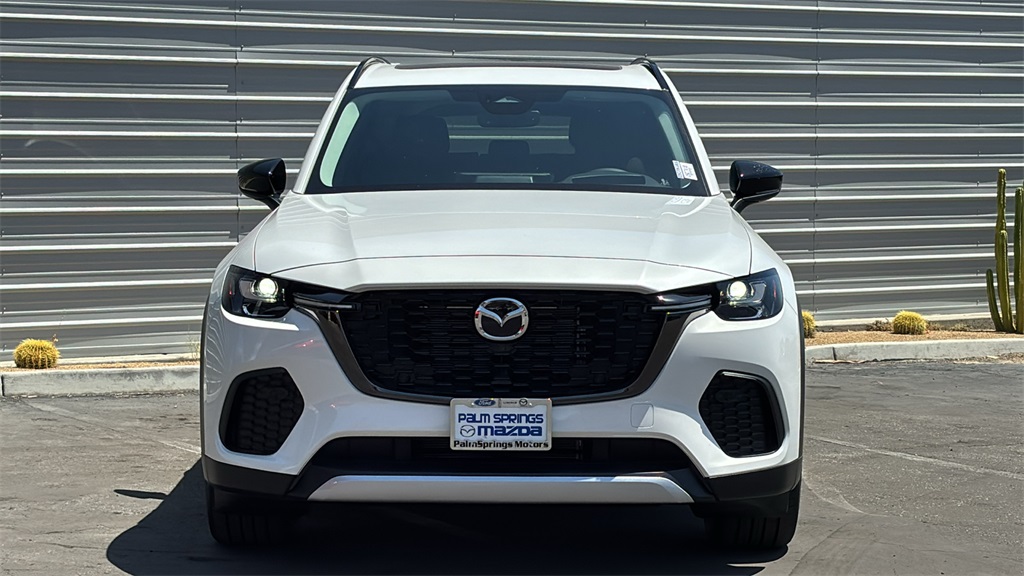 2025 Mazda CX-70 Premium photo 2