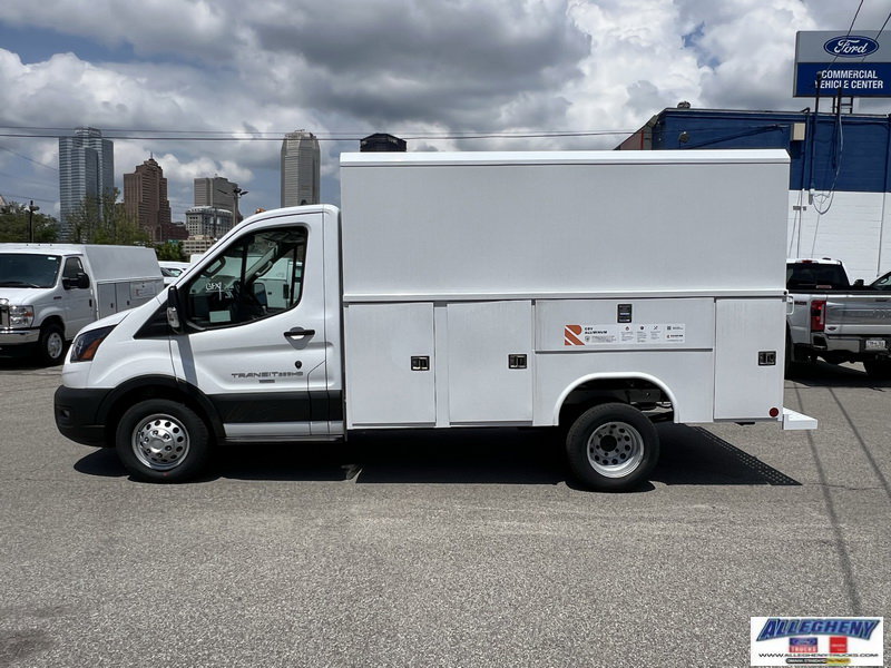2025 Ford Transit Chassis photo 2