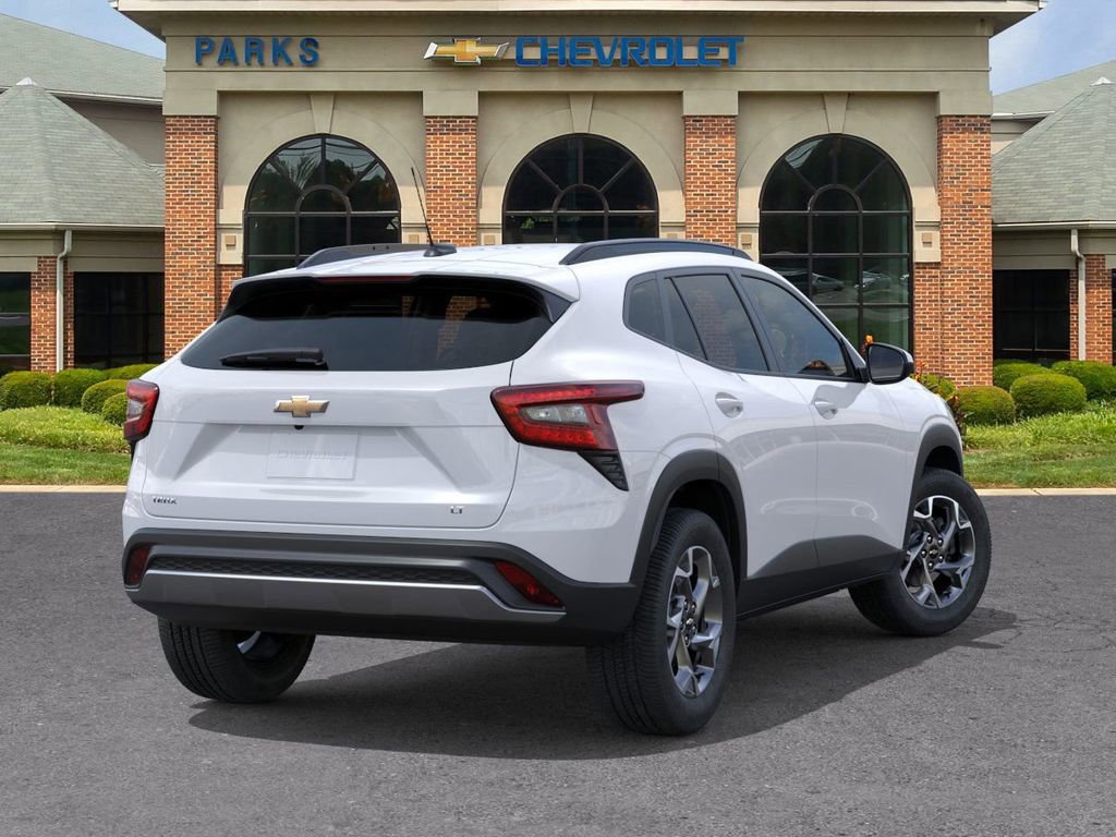 2026 Chevrolet Trax LT photo 2