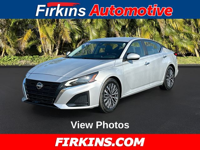 2023 Nissan Altima SV