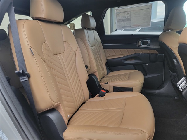 2026 Kia Sorento X-Line SX Prestige photo 14