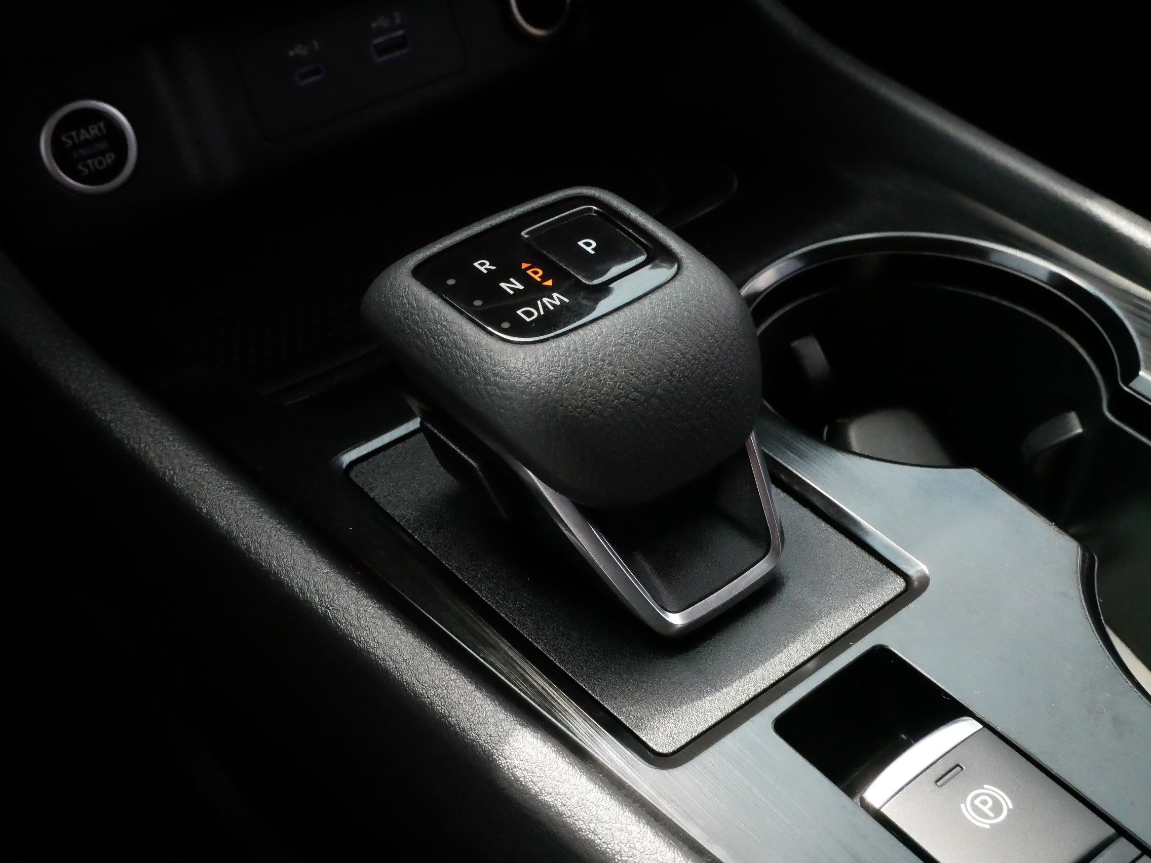 2023 Nissan Rogue S photo 23