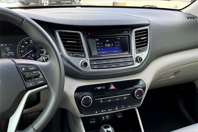 2017 Hyundai Tucson Sport photo 4