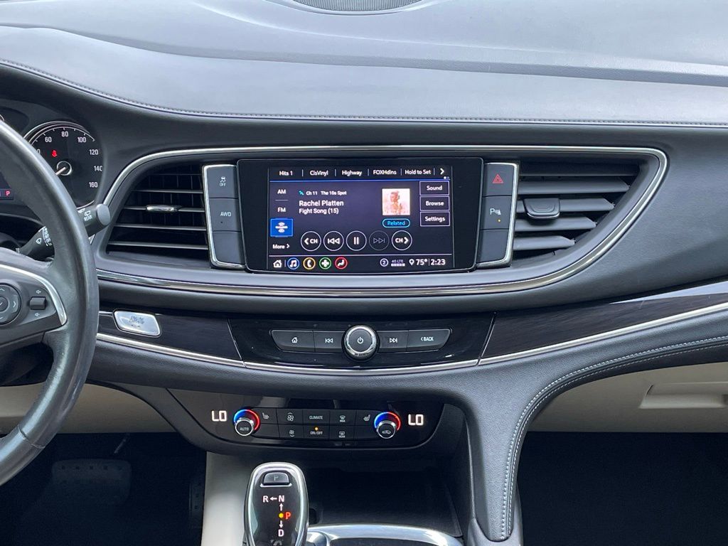 2020 Buick Enclave Essence photo 15