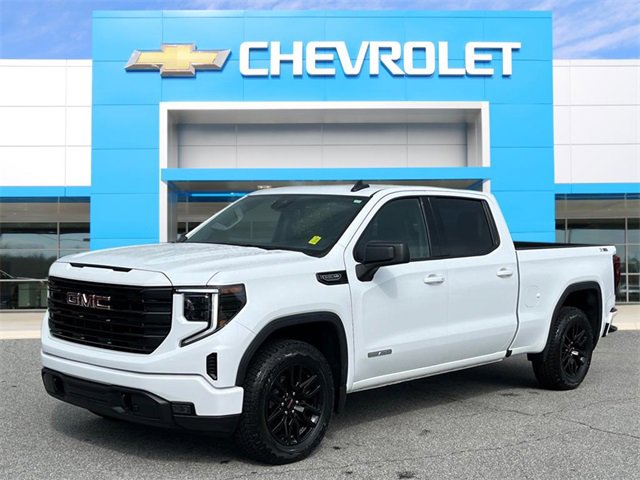Used 2024 Summit White GMC Elevation image 1