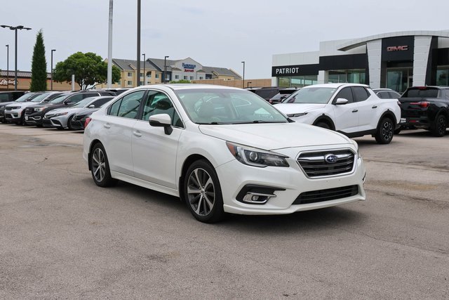 2019 Subaru Legacy Limited's photo