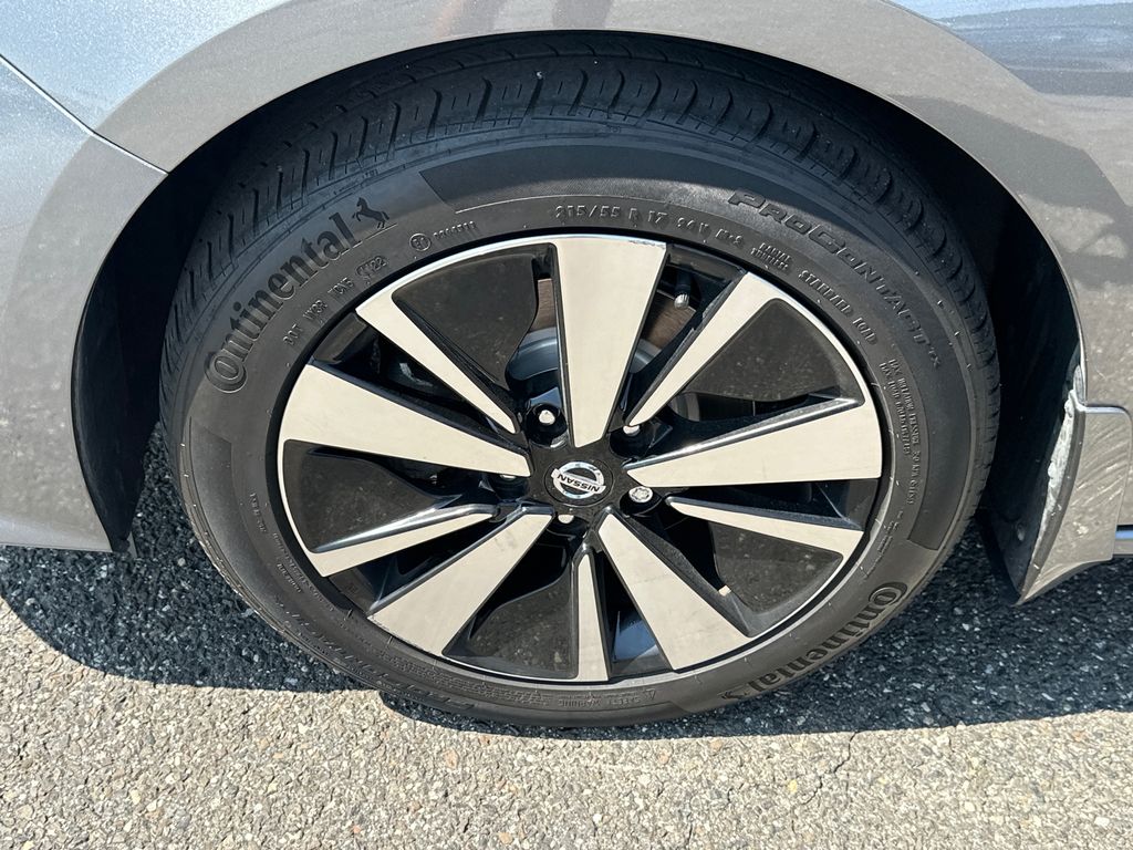 2022 Nissan Altima 2.5 SV photo 8
