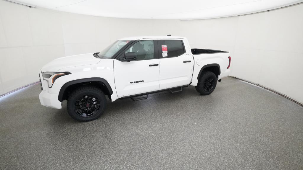 2026 Toyota Tundra SR5 CrewMax photo 4