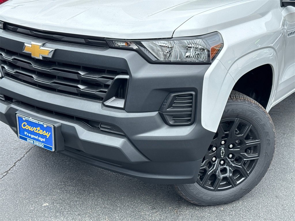 2026 Chevrolet Colorado Work Truck photo 2