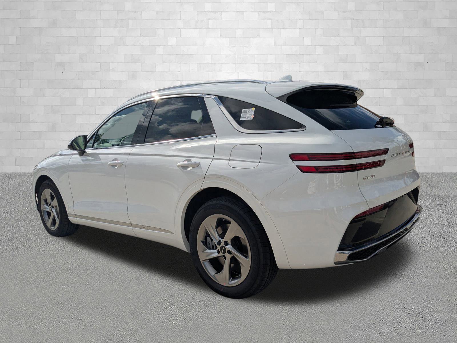 2026 Genesis GV70 2.5T Select photo 3