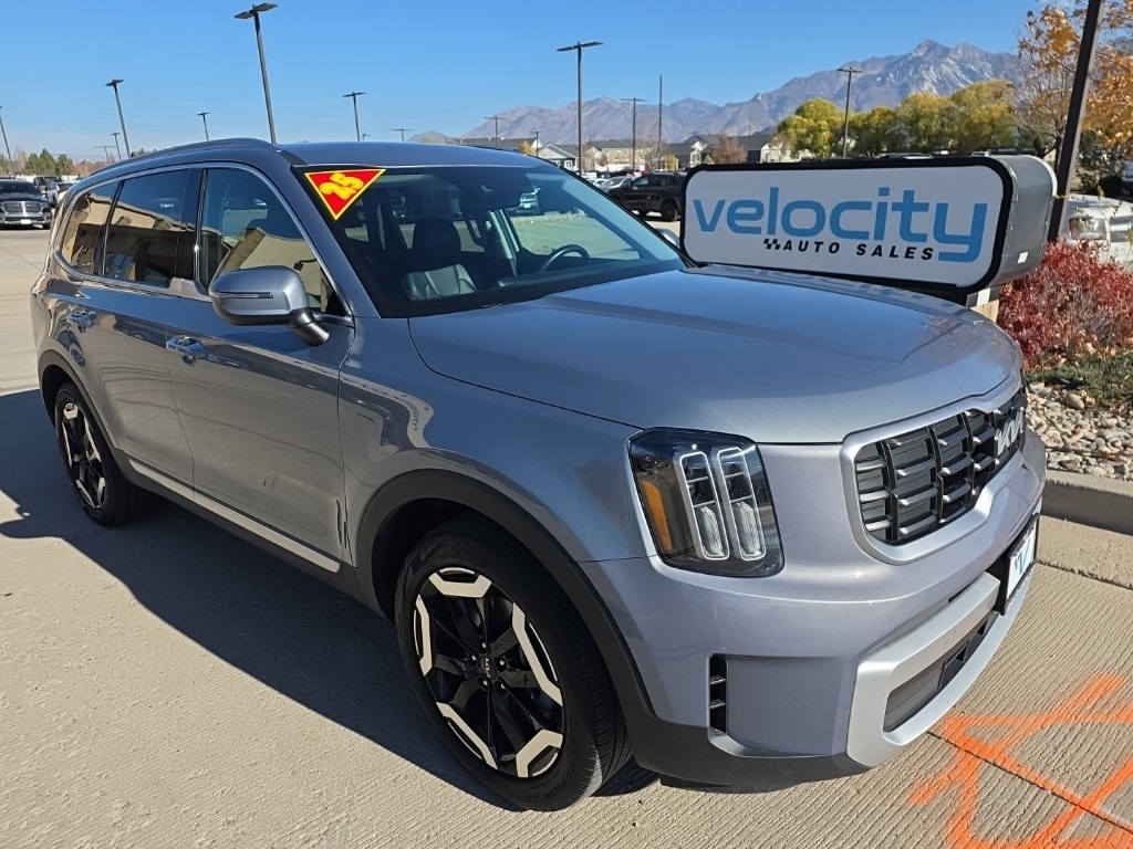 2025 Kia Telluride S's photo