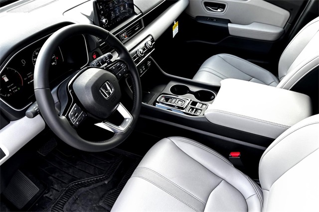2025 Honda Pilot EX-L photo 5
