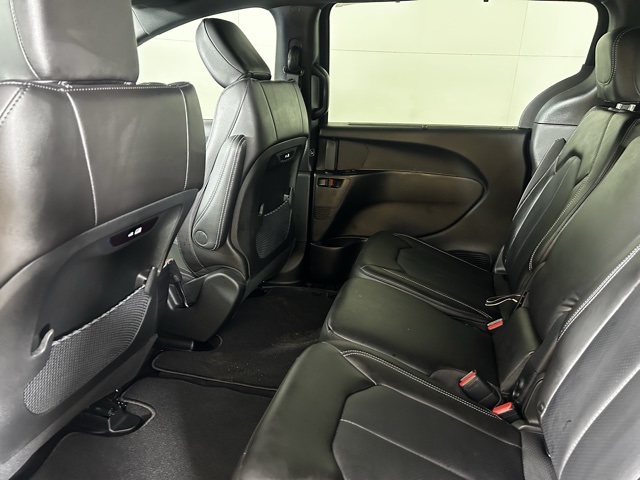 2026 Chrysler Pacifica photo 36