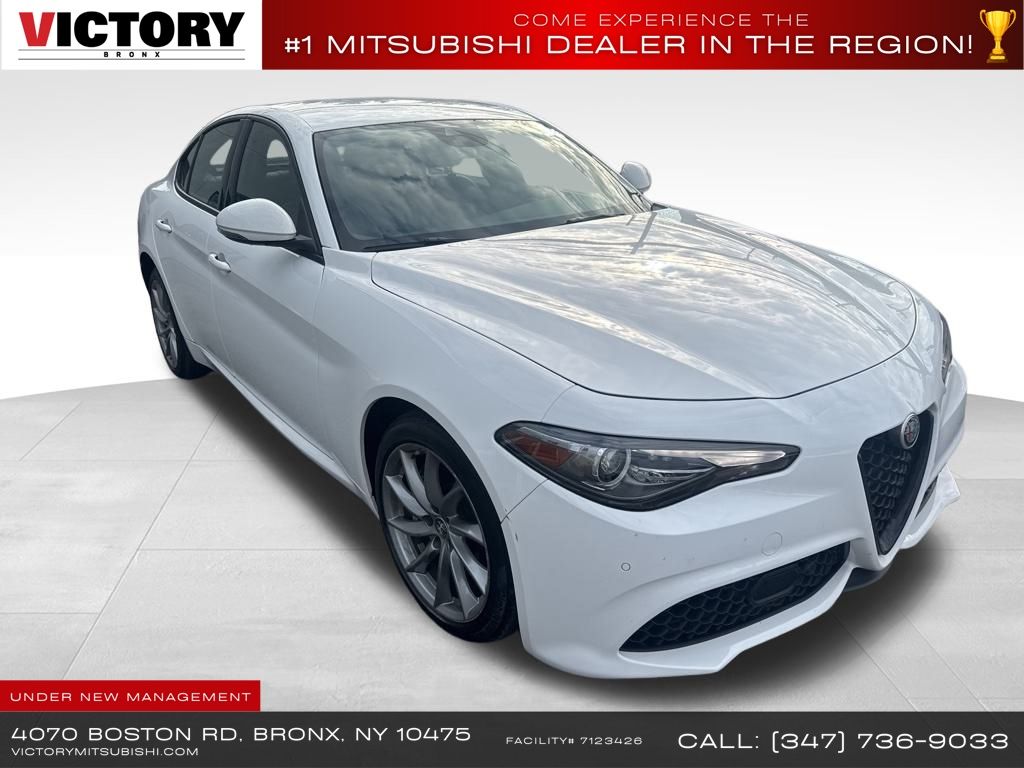 2022 Alfa Romeo Giulia SPRINT photo 3