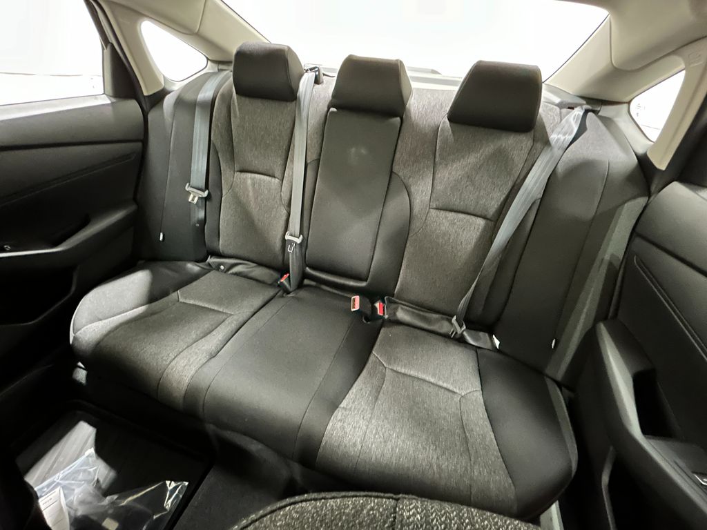 2025 Honda Accord LX photo 21