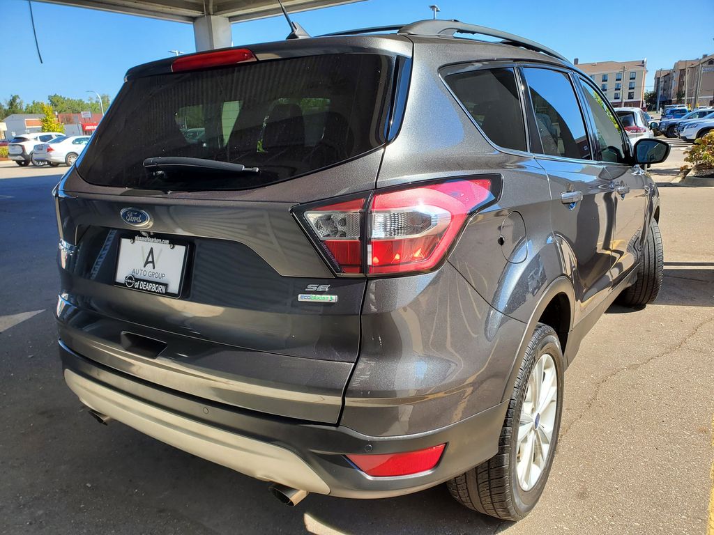 2018 Ford Escape SE photo 4