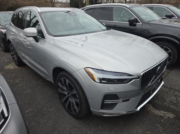 2023 Volvo XC60 Ultimate's photo