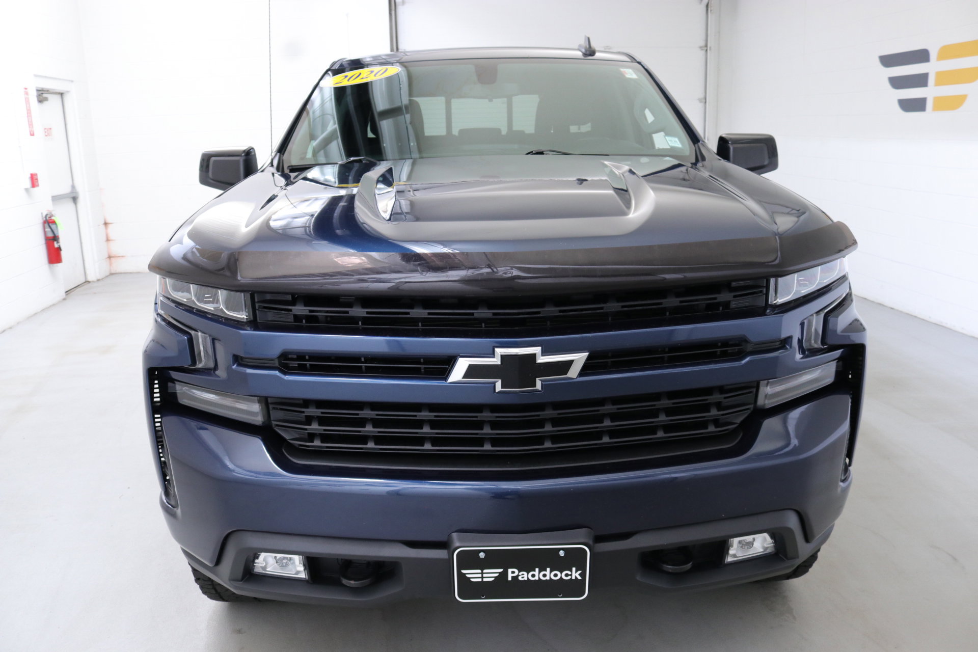 2020 Chevrolet Silverado 1500 RST photo 2