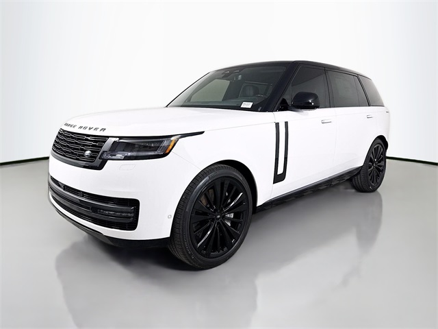 2025 Land Rover Range Rover SE's photo