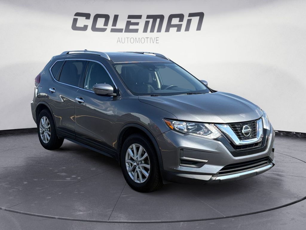 2019 Nissan Rogue SV photo 7