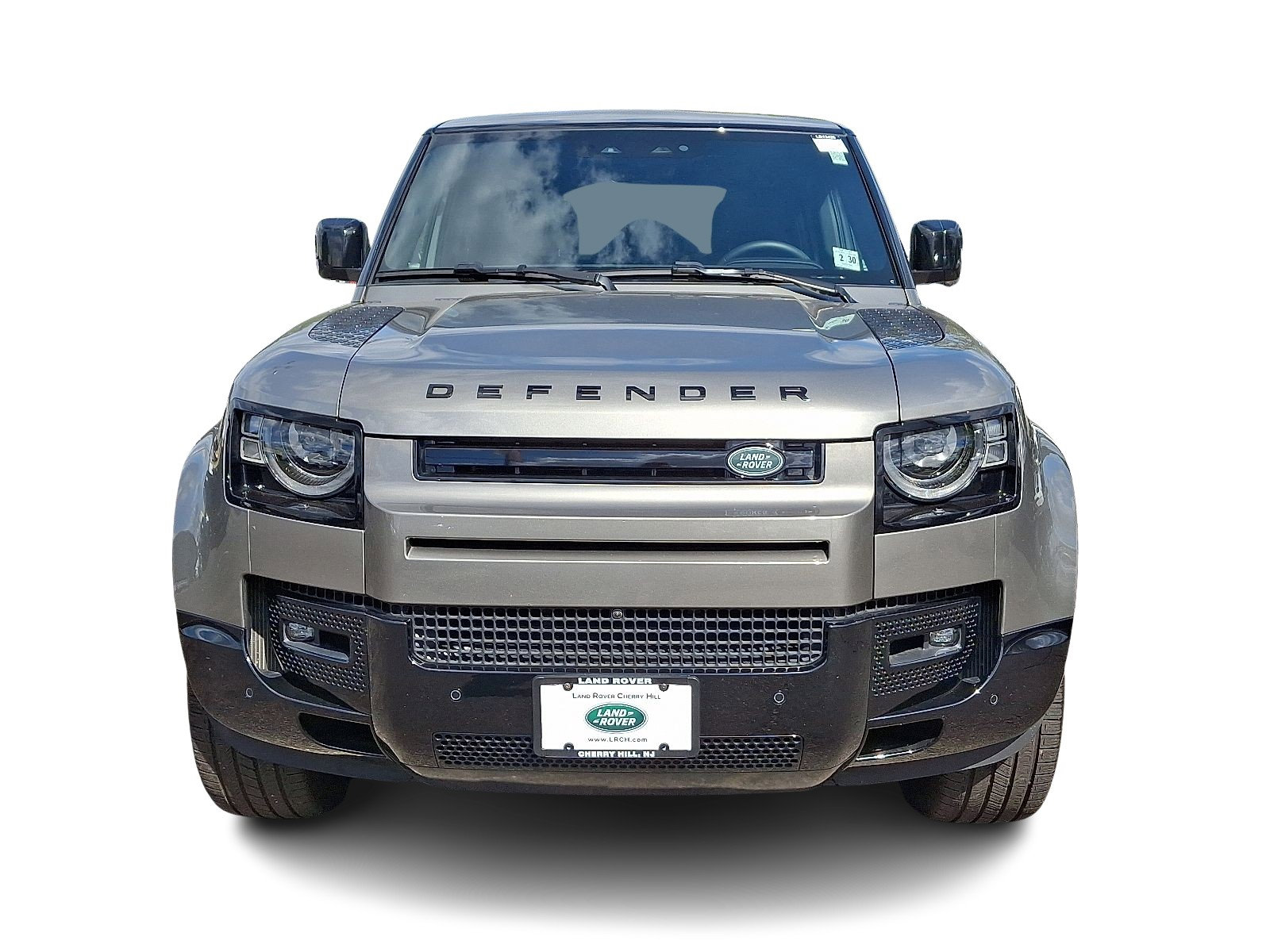 2025 Land Rover Defender 110 X-Dynamic SE photo 2